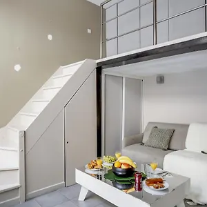Apartment Spacious, Bright And Beautifully Decorated Flat In Heart Of Marais Short Walk To Picaso Museum, Paris